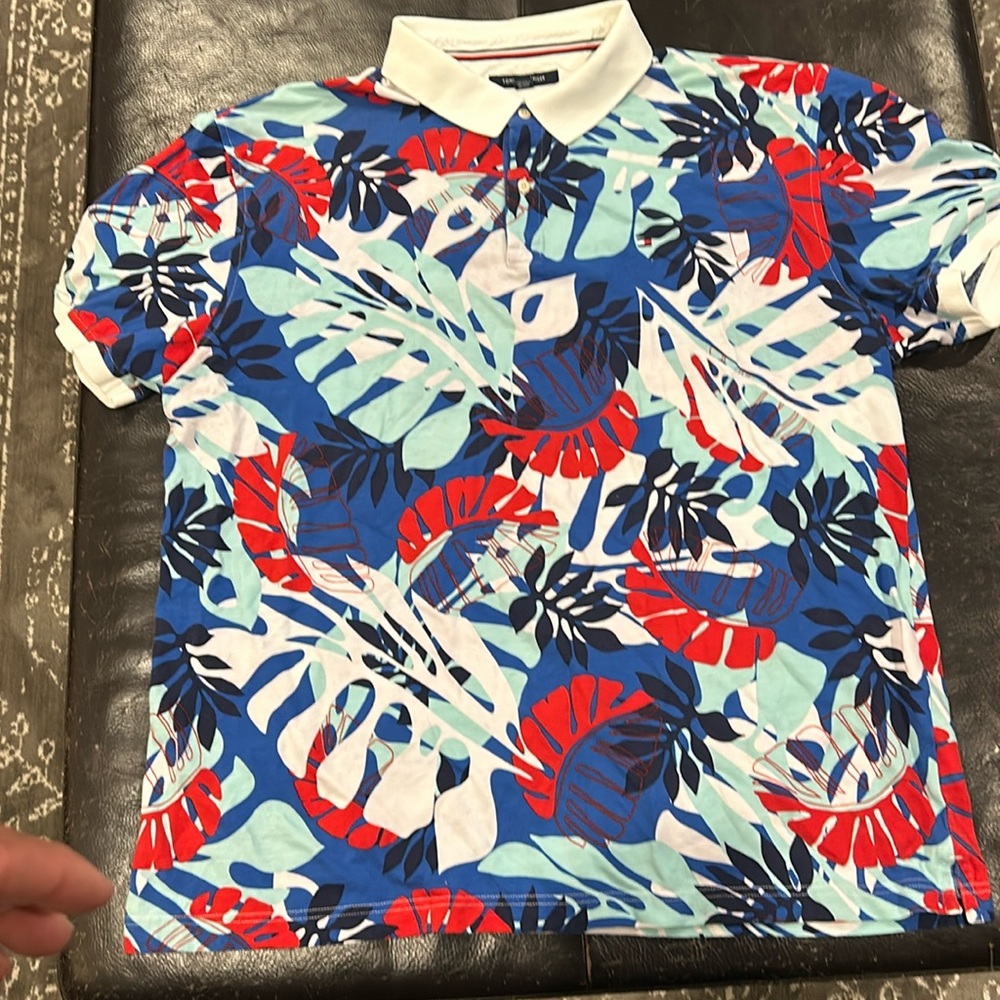 Tommy Hilfiger Monstera leaf print shirt